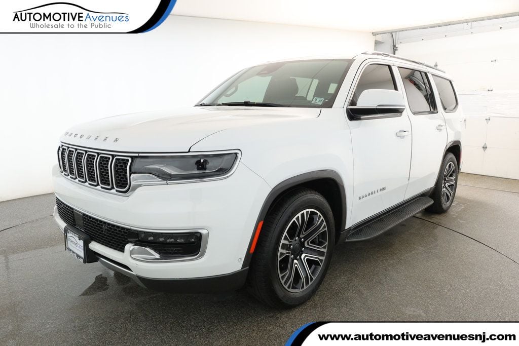 2022 Jeep Wagoneer Series III's photo