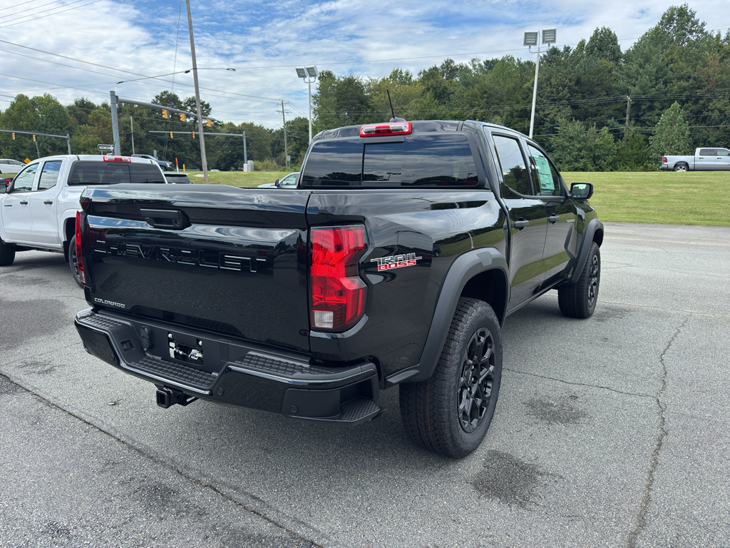 2026 Chevrolet Colorado Trail Boss photo 3