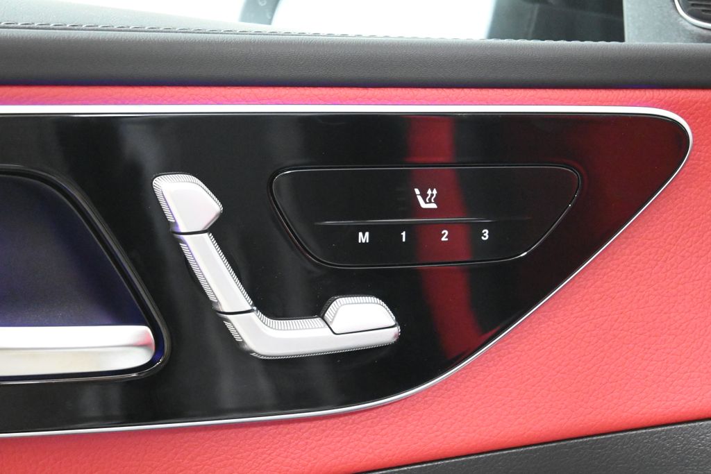 2025 Mercedes Benz C 300 4MATIC photo 23