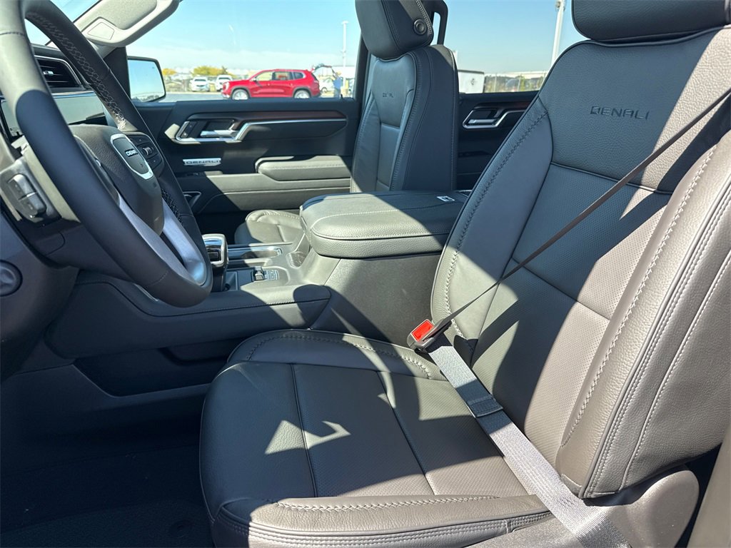 2026 Gmc Sierra 1500 Denali photo 15