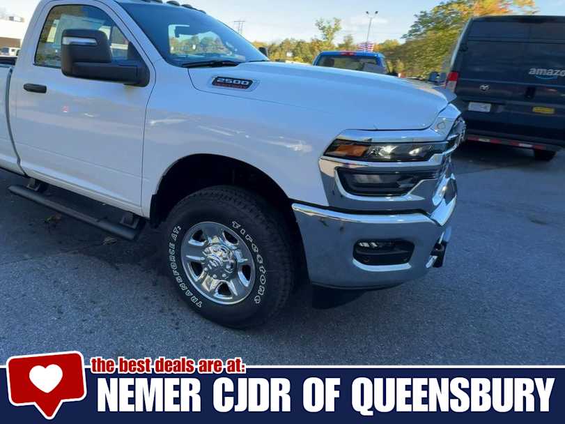 2025 Ram 2500 Tradesman photo 2