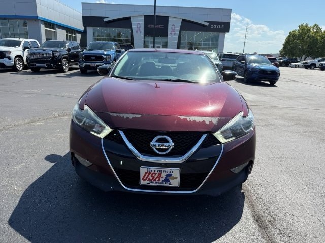 2018 Nissan Maxima SV photo 2