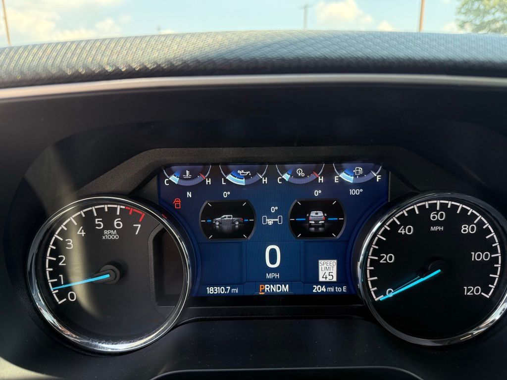 2023 Ford F-150 XLT photo 17