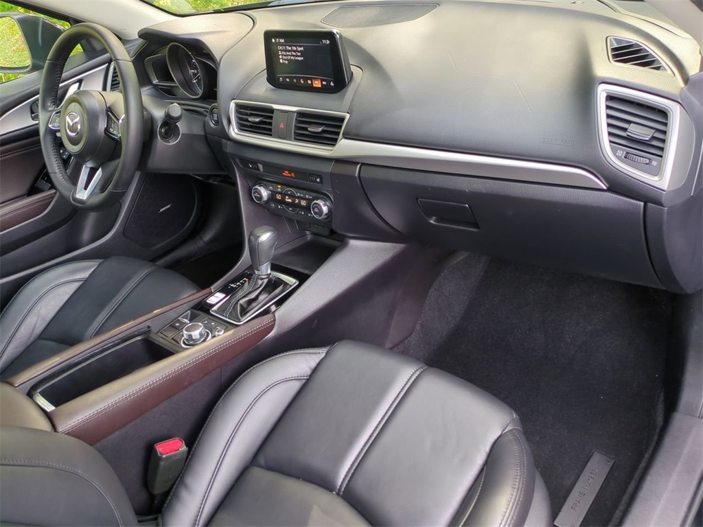 2018 Mazda Mazda3 Touring photo 28