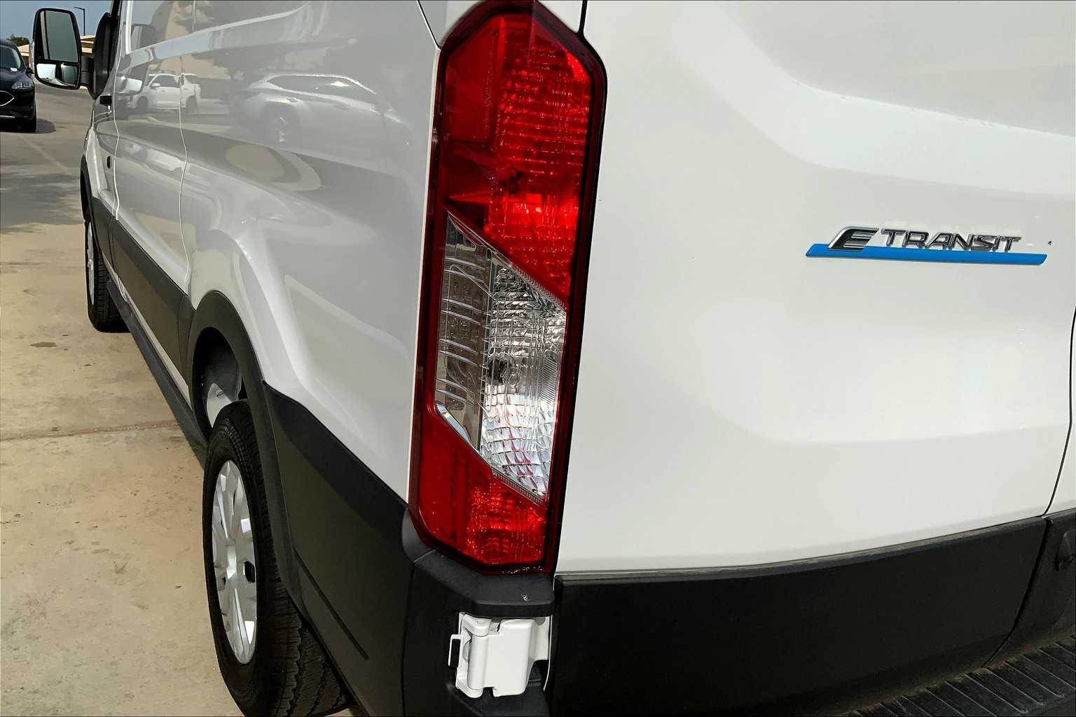 2023 Ford Transit photo 25
