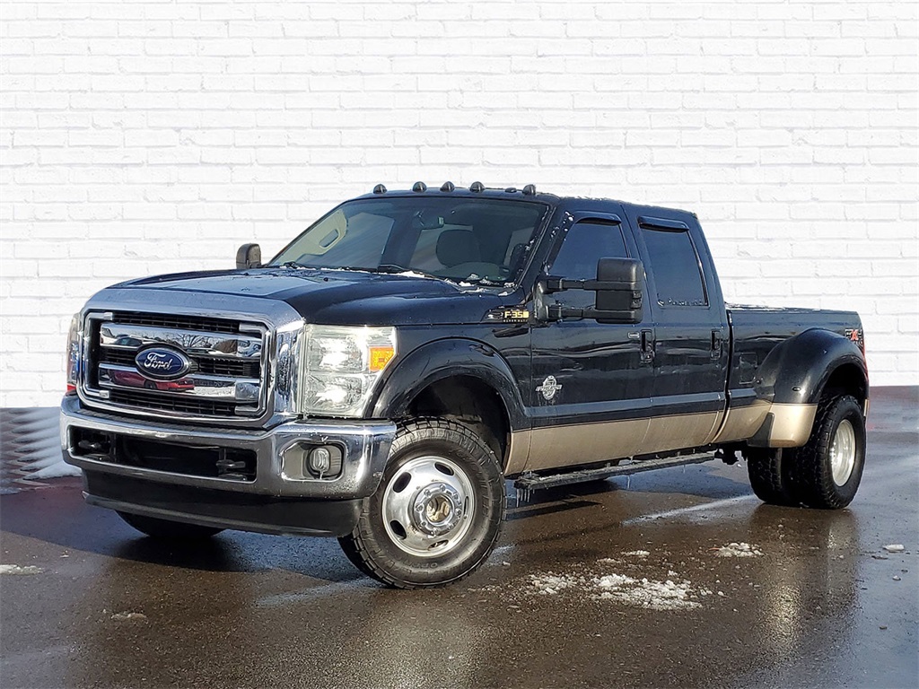 2011 Ford F-350 Super Duty Lariat's photo