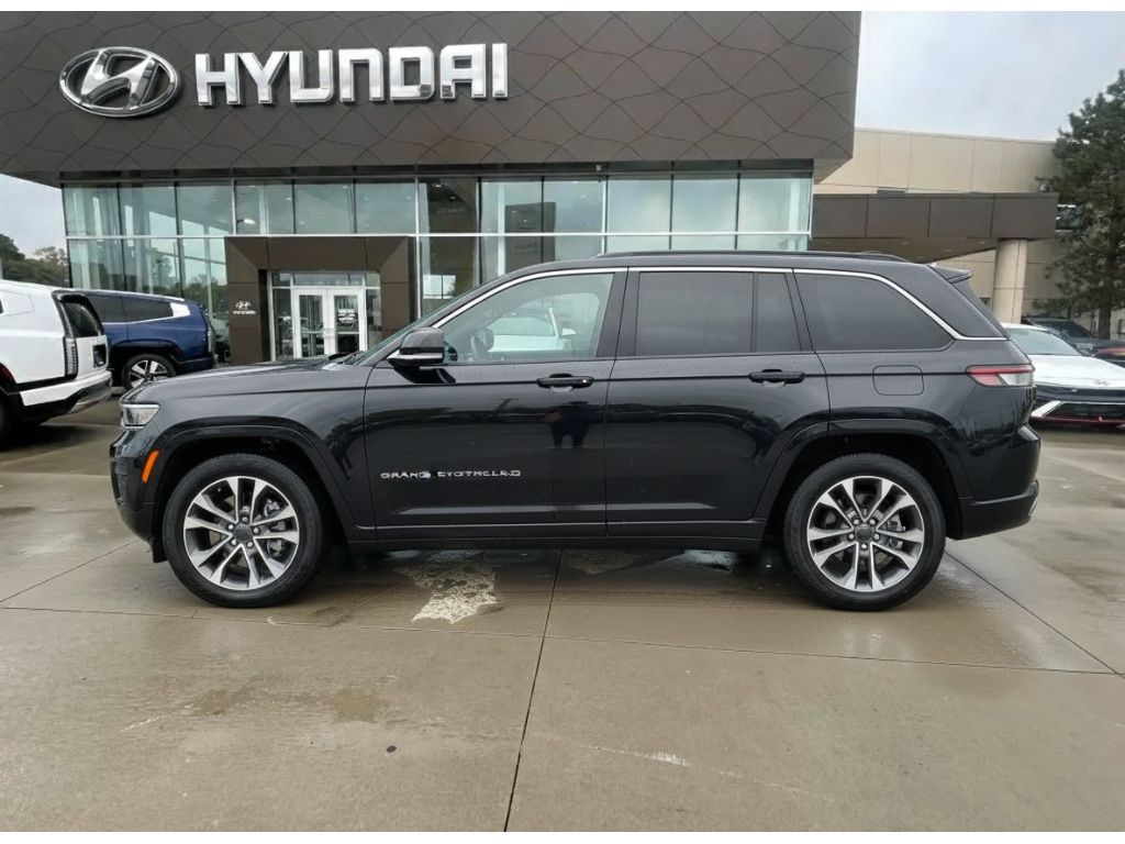Used 2024 Jeep Grand Cherokee Overland 4xe with VIN 1C4RJYD67RC130256 for sale in Kansas City
