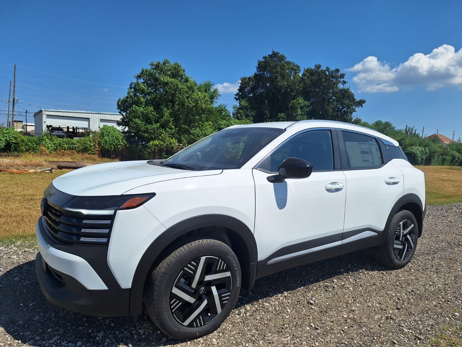 2026 Nissan Kicks SV photo 9