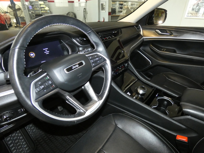 2022 Jeep Grand Cherokee Limited photo 6