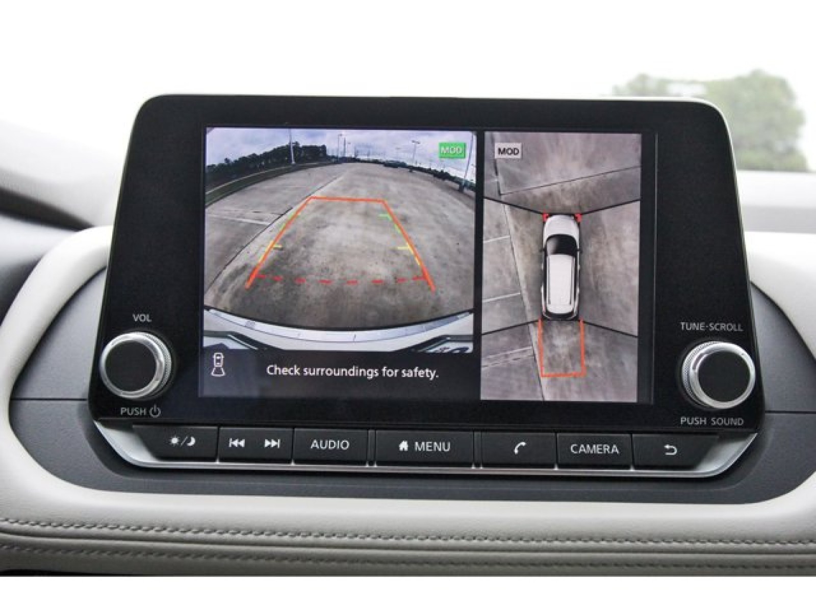 2021 Nissan Rogue SL White at TX Auto Group