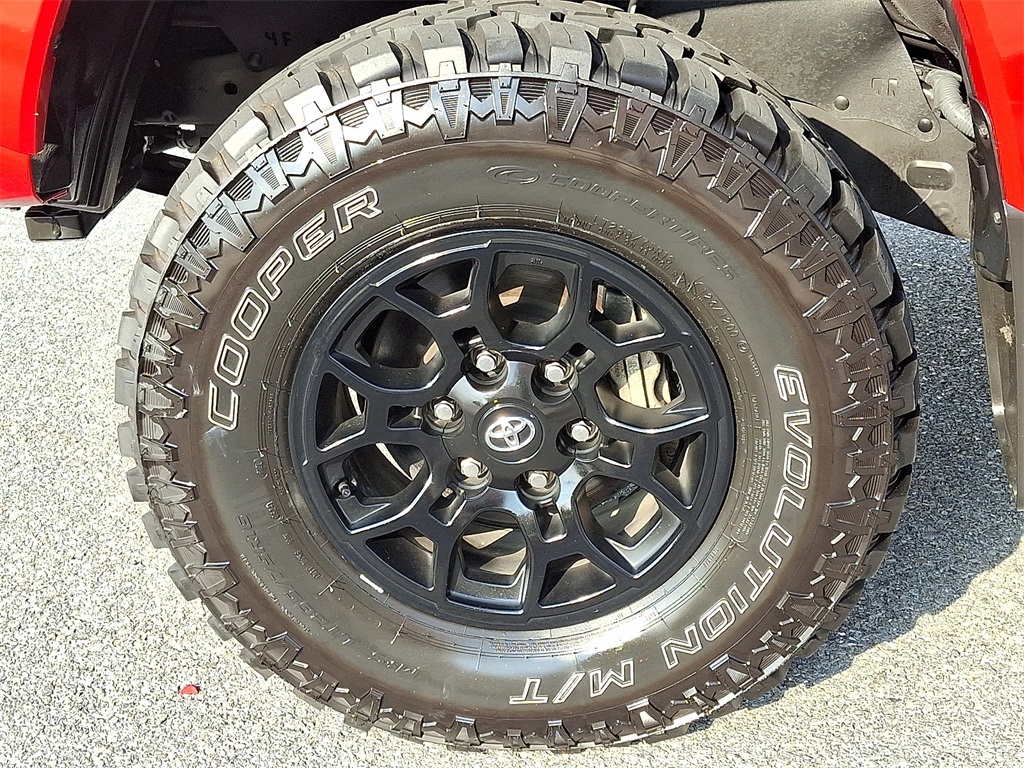 2022 Toyota Tacoma SR5 4x4 Access Cab photo 25