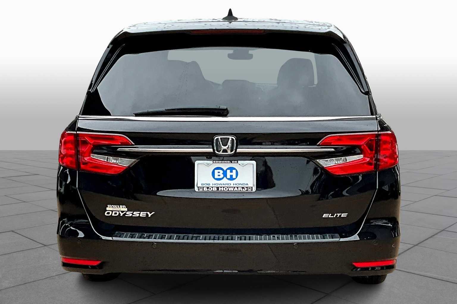 2023 Honda Odyssey Elite photo 4