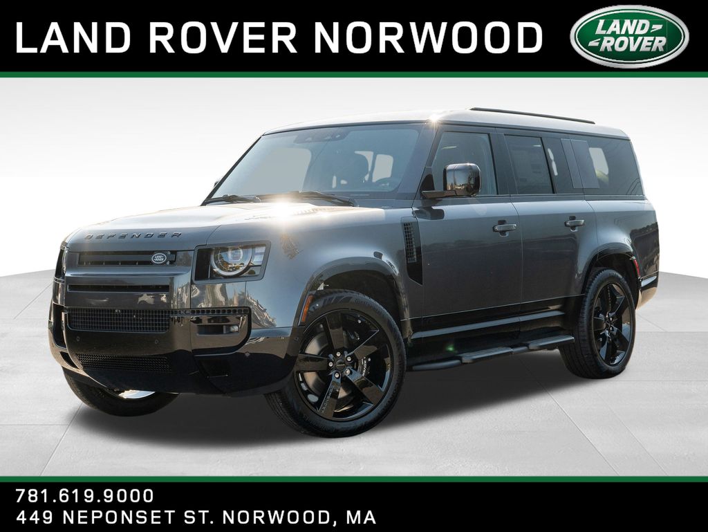 2026 Land Rover Defender V8's photo