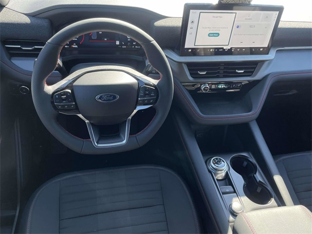 2026 Ford Explorer ST-Line photo 2