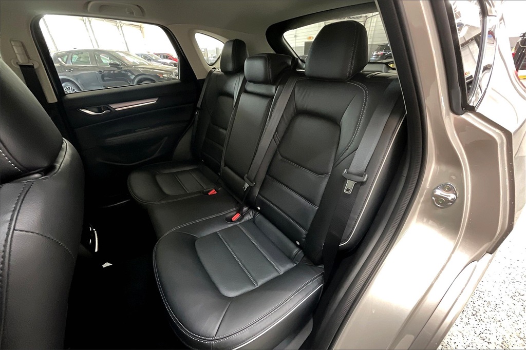 2025 MAZDA CX-5 - Image 9