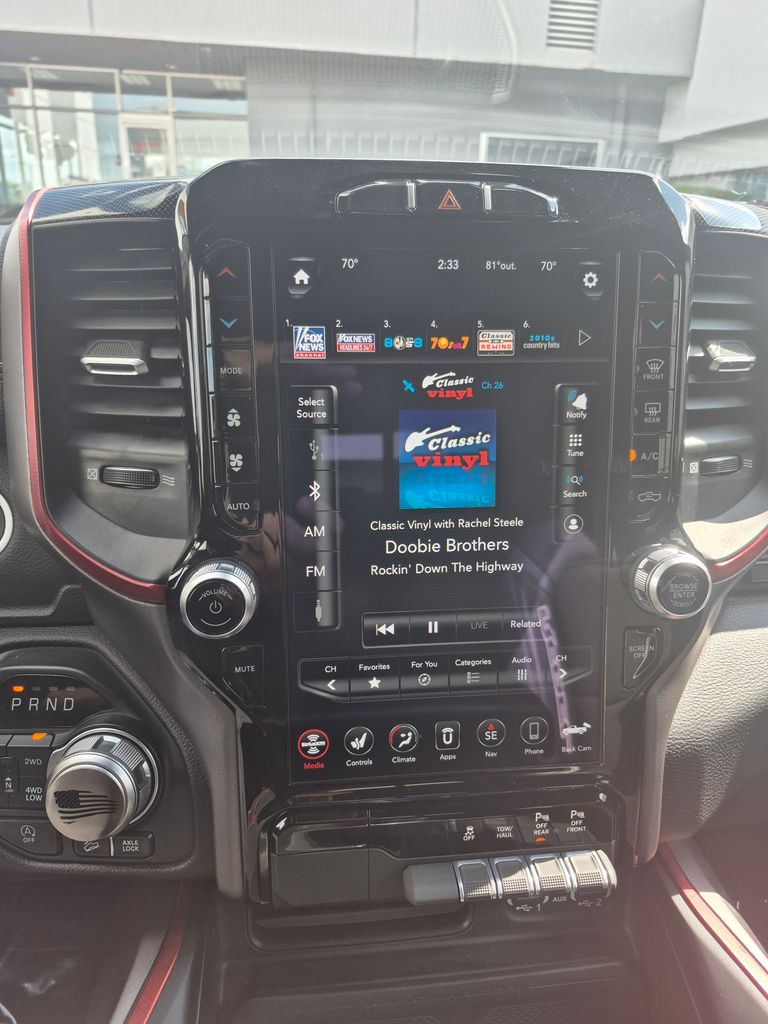 2021 Ram 1500 Rebel photo 18