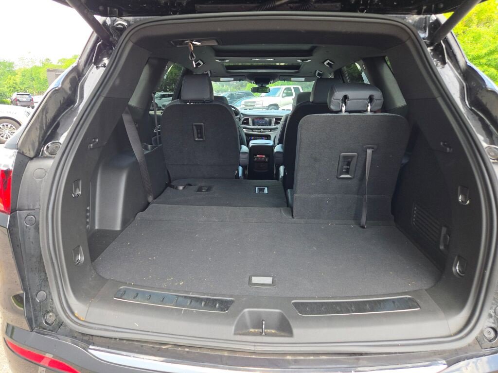 2024 Buick Enclave Essence photo 19