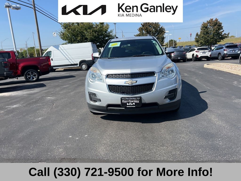 2015 Chevrolet Equinox LT photo 2