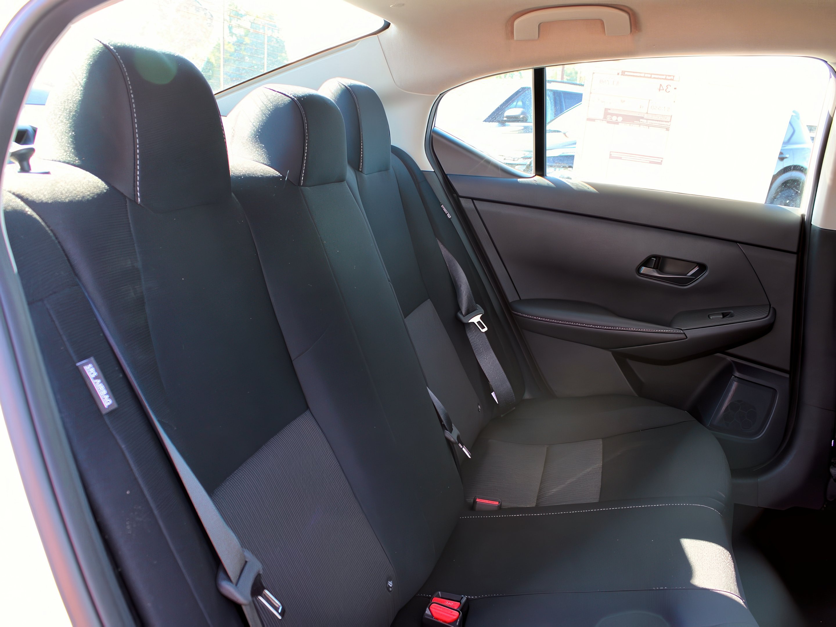 2025 Nissan Sentra SV photo 16