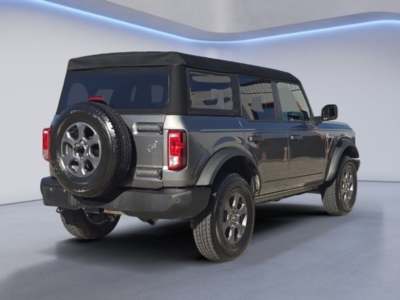 2025 Ford Bronco Big Bend photo 3