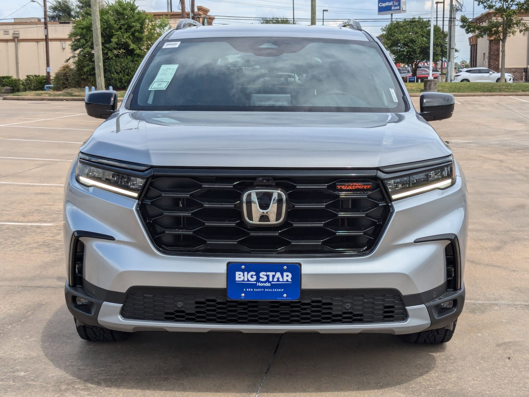 2025 Honda Pilot TrailSport photo 7