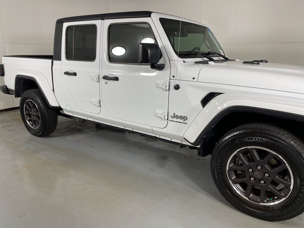 2023 Jeep Gladiator Overland photo 10