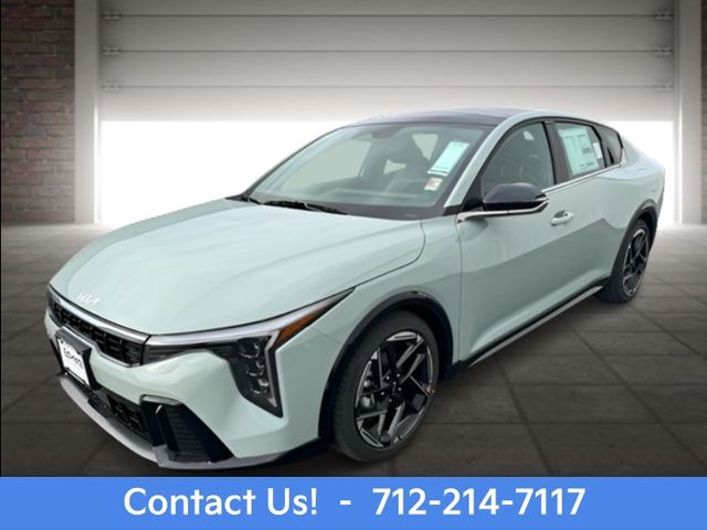 2025 Kia K4 GT-Line's photo