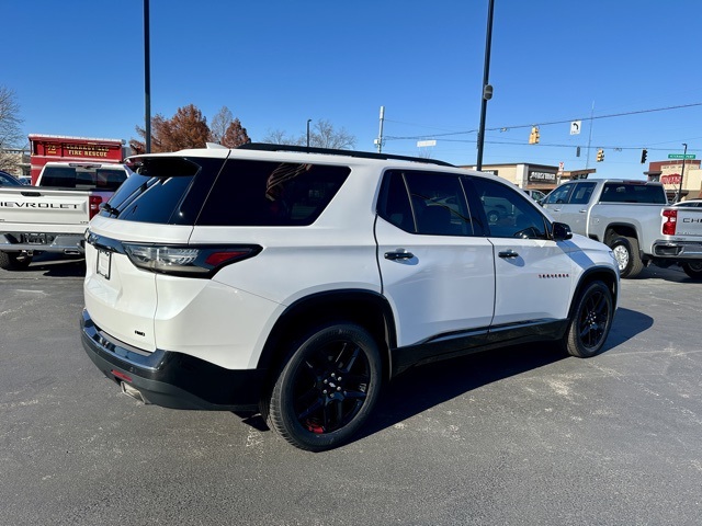 2019 Chevrolet Traverse Premier photo 3