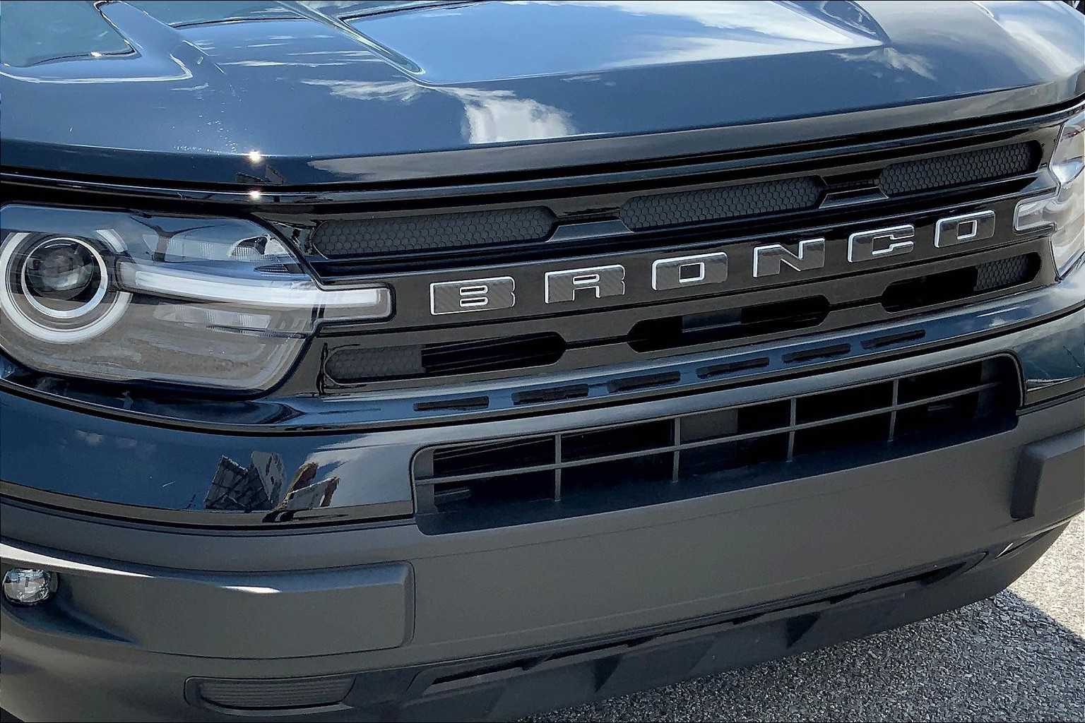 2024 Ford Bronco Sport Outer Banks photo 28