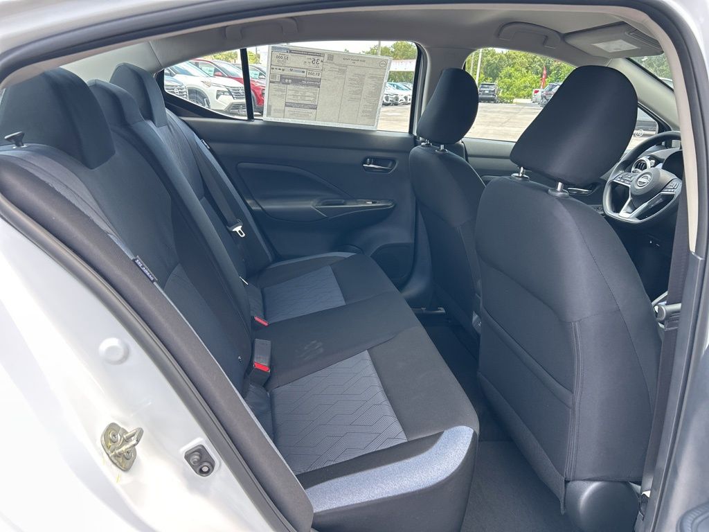 2025 Nissan Versa SV photo 31