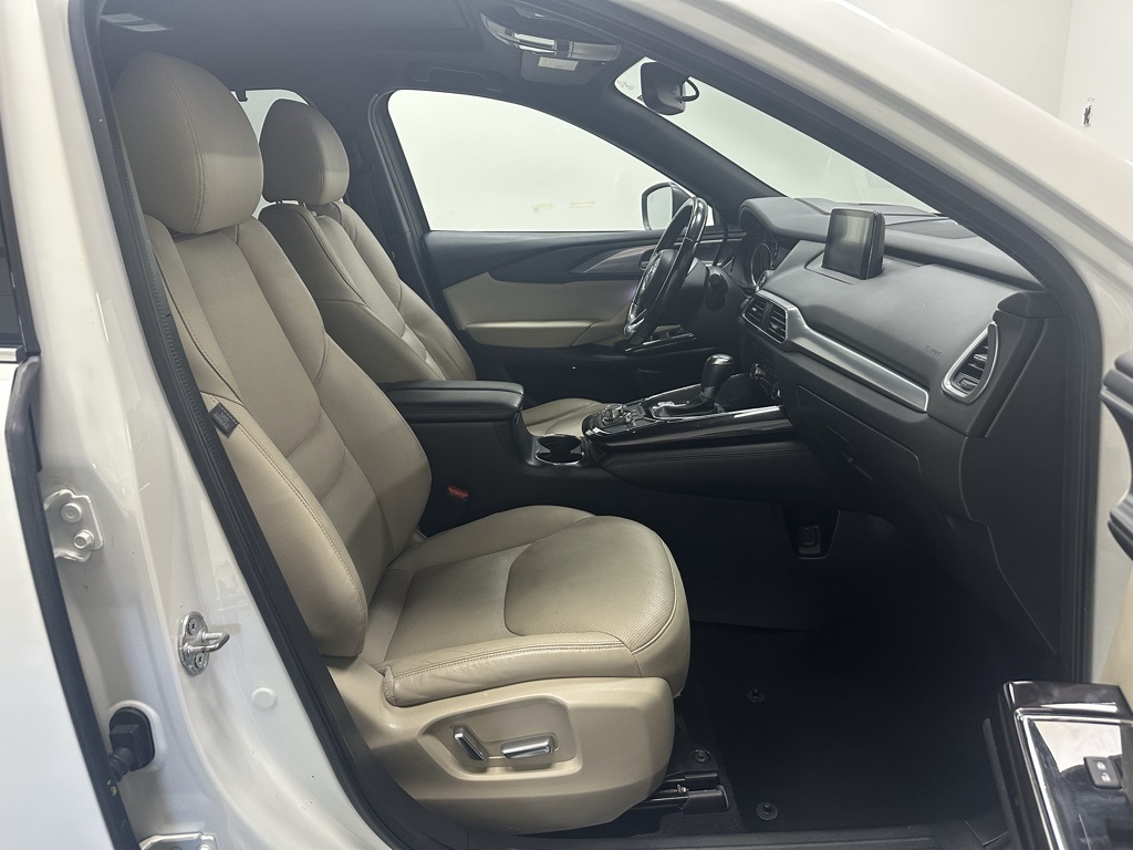 2016 Mazda CX-9 Grand Touring photo 21
