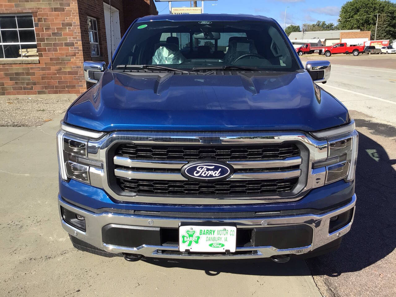 2025 Ford F-150 Lariat photo 8
