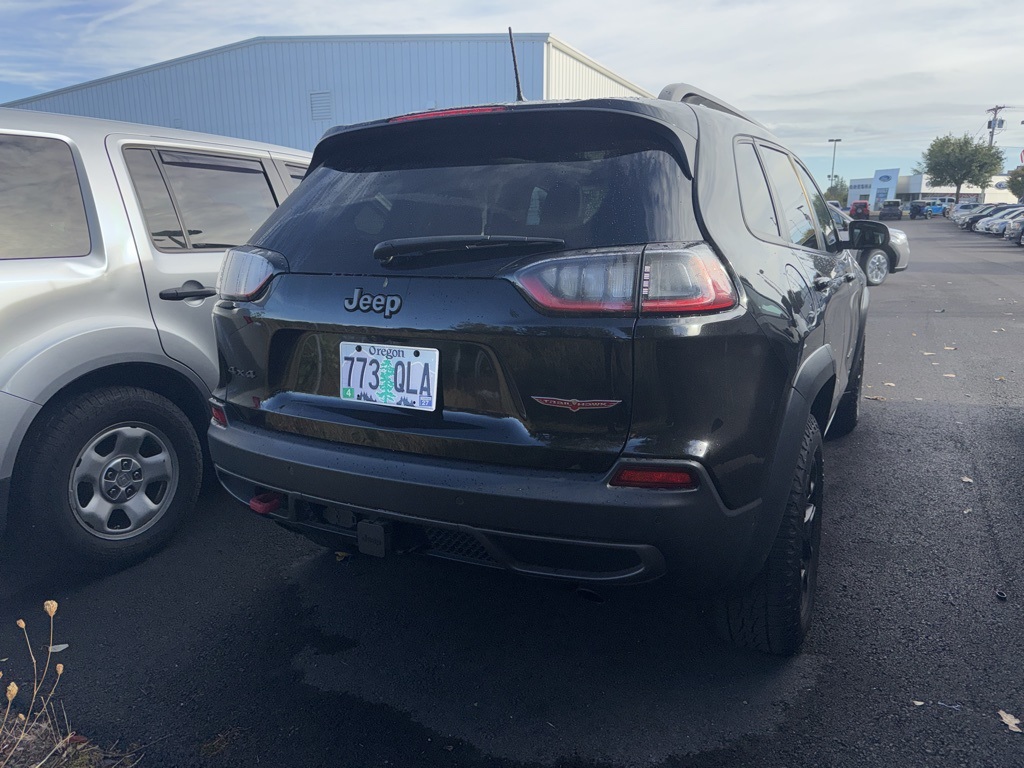 2019 Jeep Cherokee Trailhawk photo 2