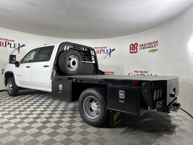 2025 Chevrolet Silverado 3500HD Work Truck photo 4