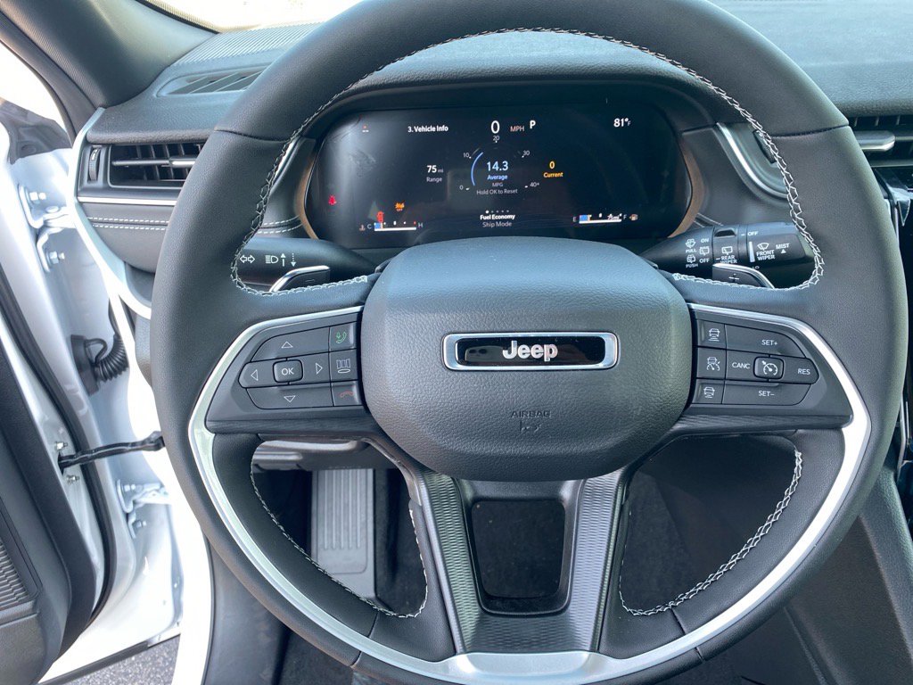 2025 Jeep Grand Cherokee Altitude X photo 6