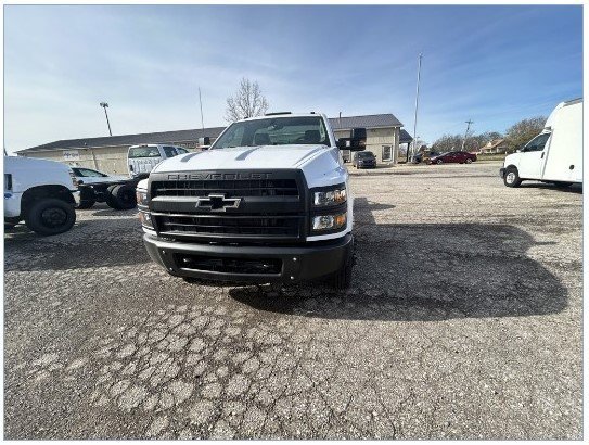 2024 Chevrolet Silverado 5500HD Work Truck photo 5