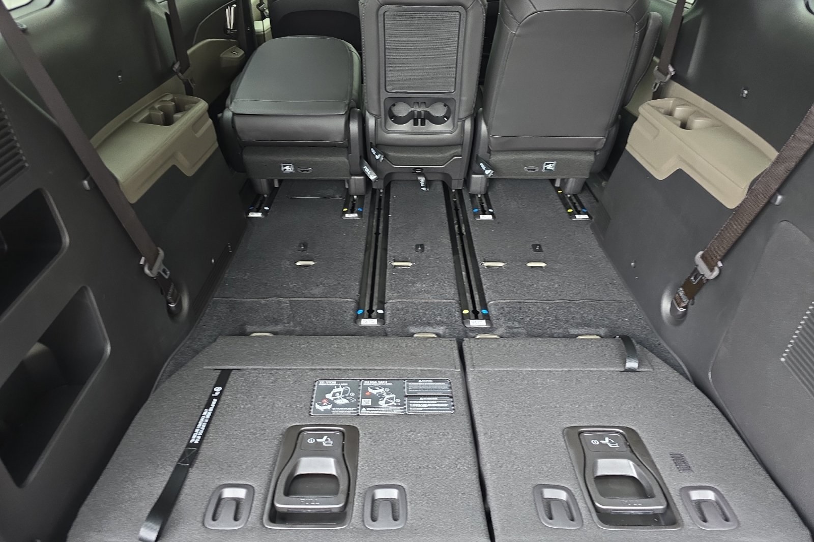 2026 Kia Carnival EX photo 10