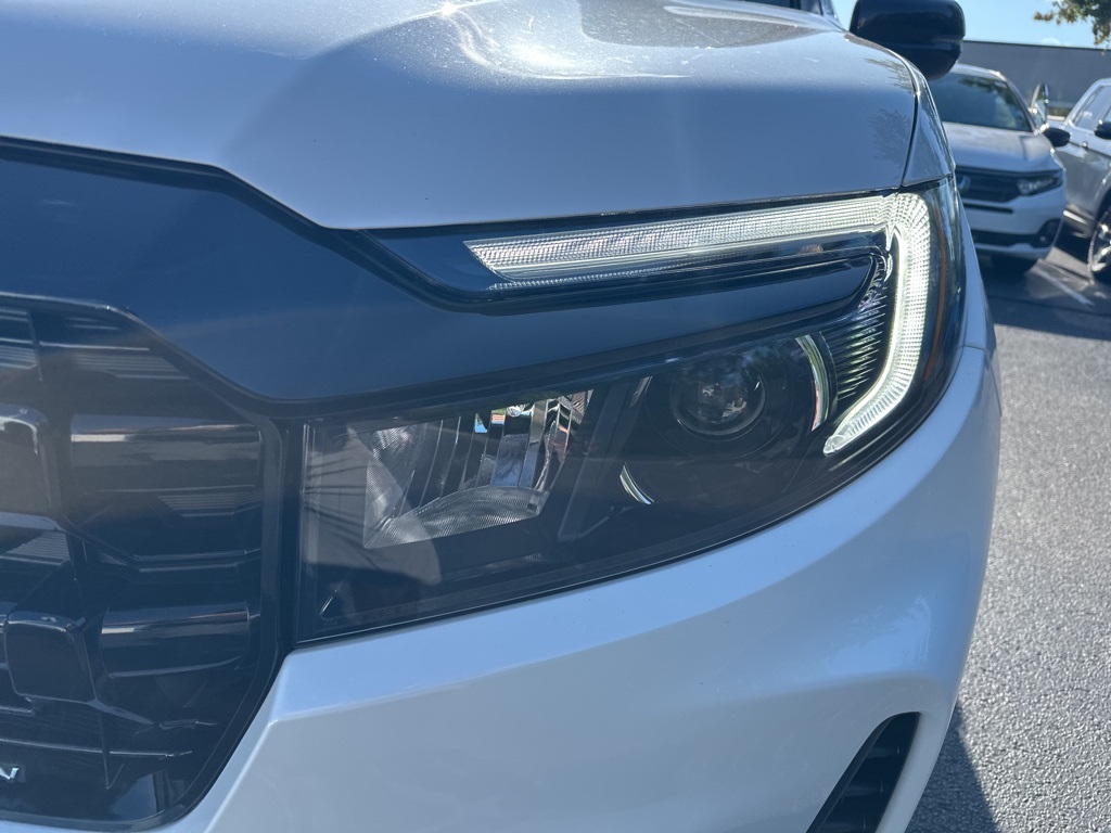 2025 Honda Ridgeline Black Edition photo 10