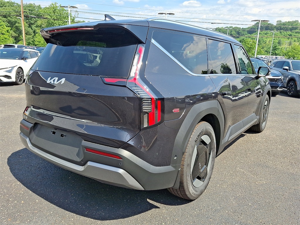 2026 Kia EV9 Wind photo 4