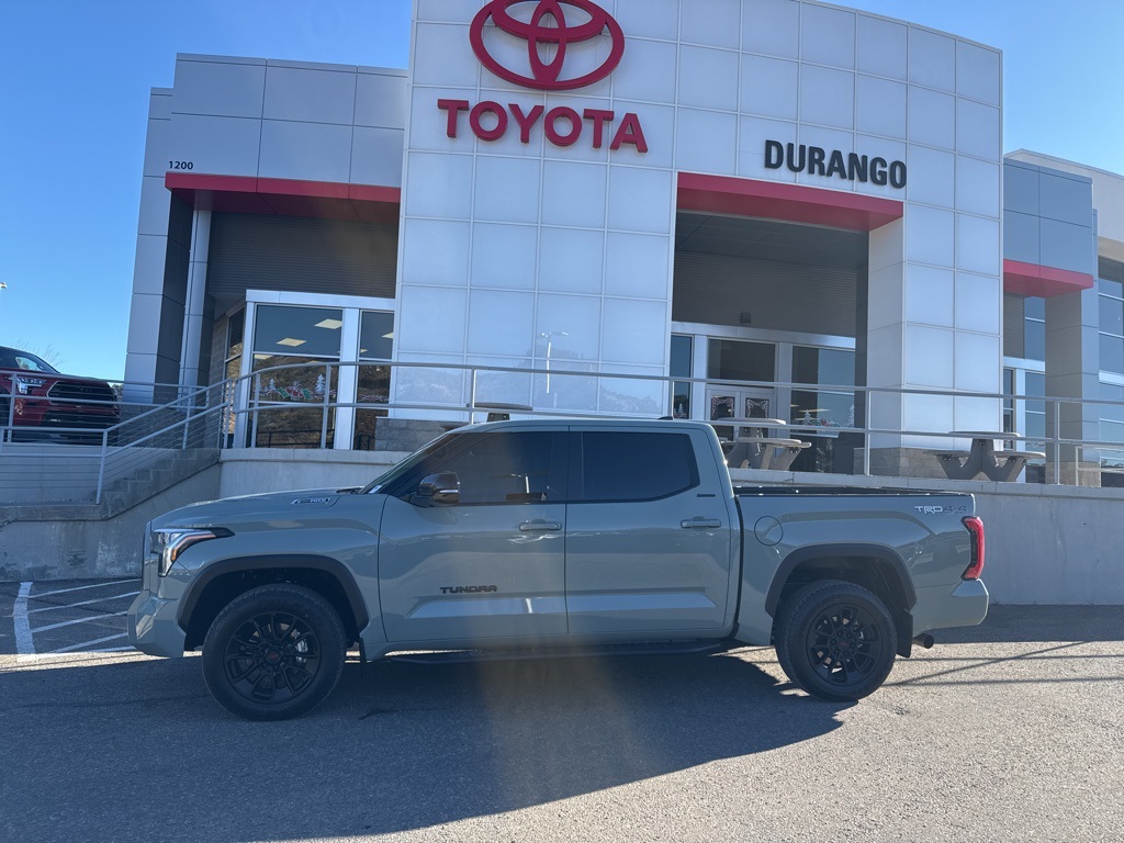 2025 Toyota Tundra Limited's photo
