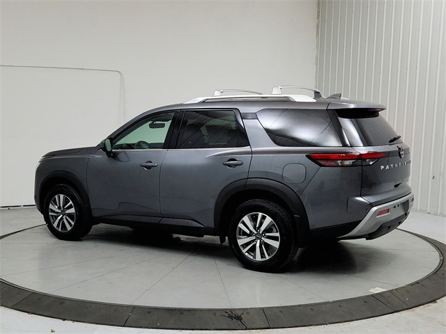 2025 Nissan Pathfinder SL photo 4