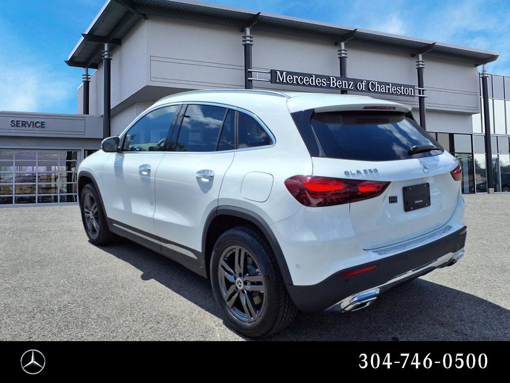 2026 Mercedes Benz GLA 250 4MATIC photo 4