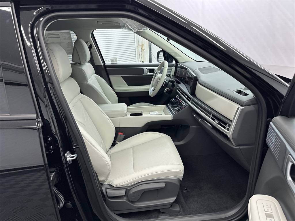 2026 Hyundai Santa Fe SEL photo 13