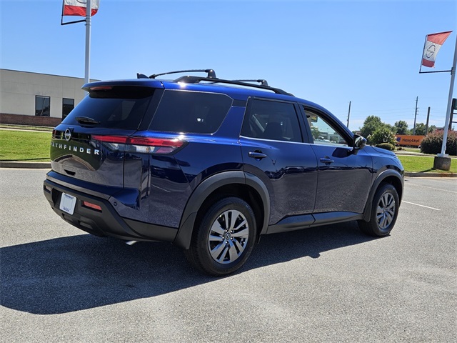 2025 Nissan Pathfinder SV photo 12