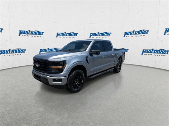 2025 Ford F-150 XLT photo 5