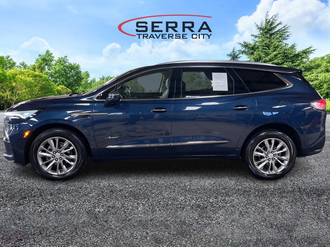 2022 Buick Enclave Avenir photo 8
