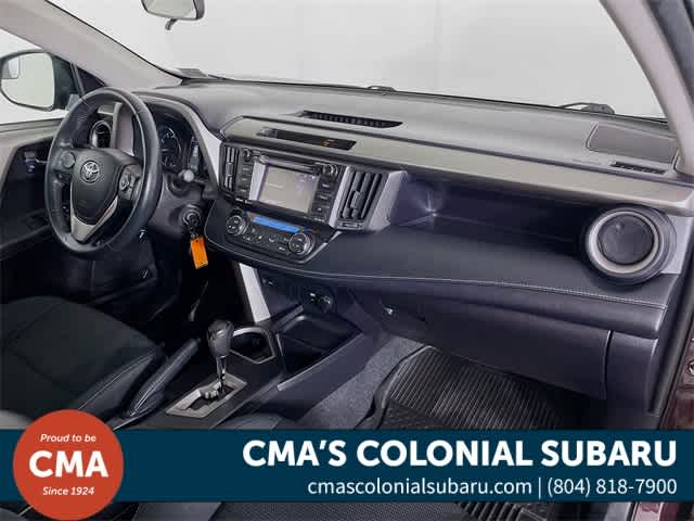 2016 Toyota RAV4 XLE photo 25