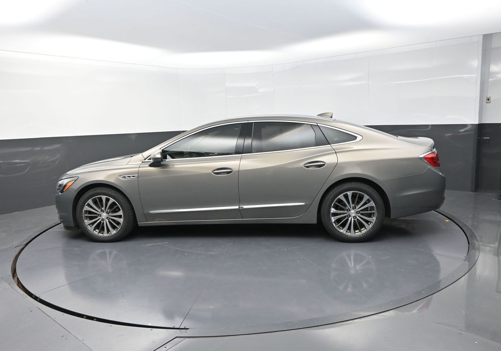 2019 Buick LaCrosse Preferred photo 3