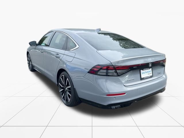 2025 Honda Accord Hybrid Touring photo 4