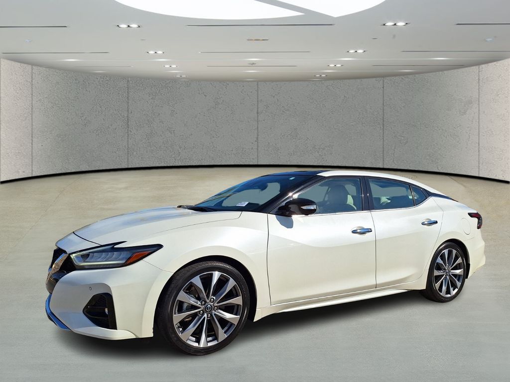 2021 Nissan Maxima Platinum's photo